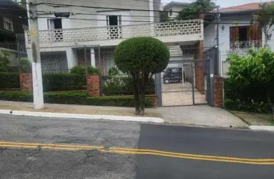 Casa com 5 quartos à venda na Rua Cássio Martins Vilaça, 324, Pacaembu, São Paulo