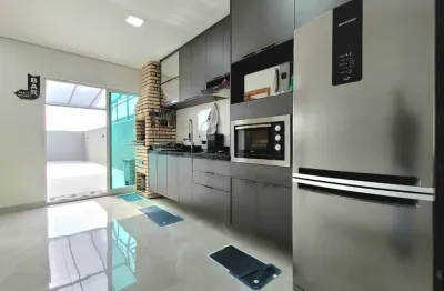 Sobrado para venda em Vila Camilópolis com 4 quartos, sendo 2 suítes , 128m²