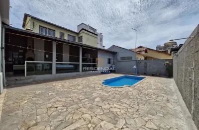 Ótima casa a venda no bairro bom pastor - 04 quartos, 1 suíte, espaço gourmet e piscina