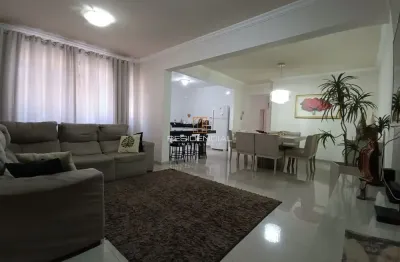 Lindo apartamento a venda no centro - 03 quartos / 1 suíte e 04 vagas de garagem