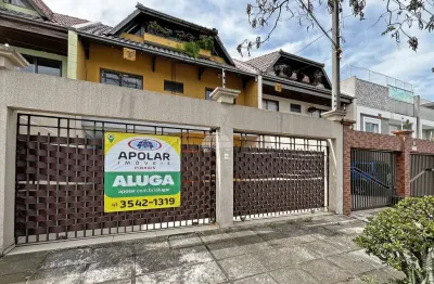 Casa com 3 quartos para alugar na rua doutor bley zornig, 2060, boqueirão, curitiba, 120 m2 por r$ 3.200