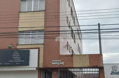 Ponto comercial para alugar na rua veríssimo marques, 1463, centro, são josé dos pinhais, 40 m2 por r$ 1.600