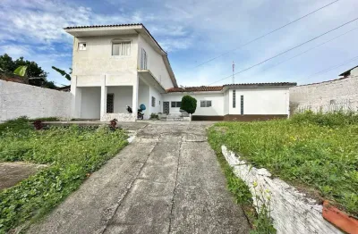 Casa com 2 quartos para alugar na rua joão ceccon, 30, jardim videira, colombo, 100 m2 por r$ 3.000