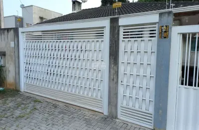 Casa com 3 quartos para alugar na rua maria de lima almeida, 101, colônia rio grande, são josé dos pinhais, 70 m2 por r$ 1.750