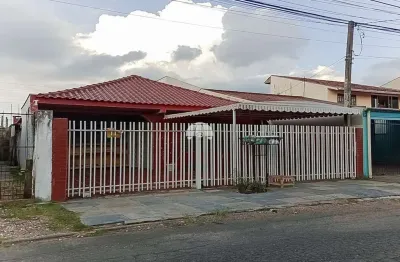 Casa com 3 quartos para alugar na rua lygia erichsen carneiro, 55, uberaba, curitiba, 88 m2 por r$ 2.000