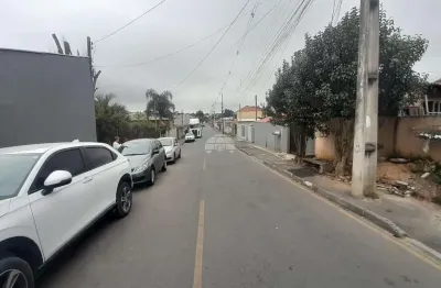 Casa com 3 quartos para alugar na rua bandeirantes, 632, guaraituba, colombo, 70 m2 por r$ 2.000