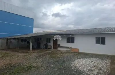 Casa com 2 quartos para alugar na rua vereador altivir stoco, 215, são sebastião, são josé dos pinhais, 60 m2 por r$ 1.600