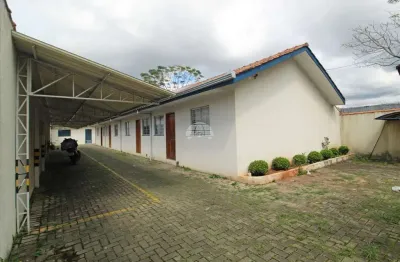 Casa com 2 quartos para alugar na Rua Astorga, 1160, Guaraituba, Colombo, 42 m2 por R$ 1.250