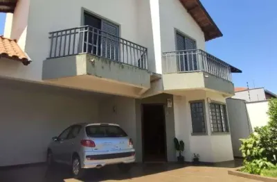 Sobrado com 3 dormitórios à venda, 198 m² por r$ 730.000,00 - jardim oriente - londrina/pr