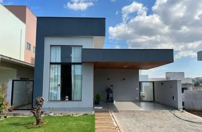 Casa térrea - 03 quartos - condomínio aranguá - parque tauá