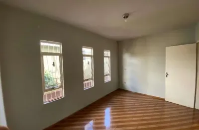 Ponto comercial para alugar na Avenida Robert Koch, 619, Operária, Londrina