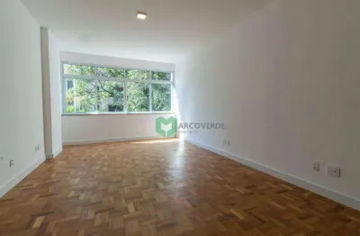 Apartamento reformado a venda no paraíso com 3 quartos, sendo 1 suíte, 115m².