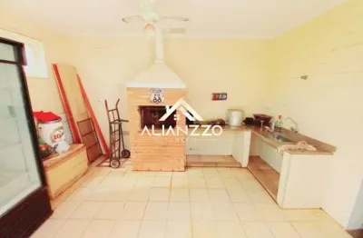 Casa residencial bairro jardim irajá em ribeirão preto/sp. alianzzo imóveis.