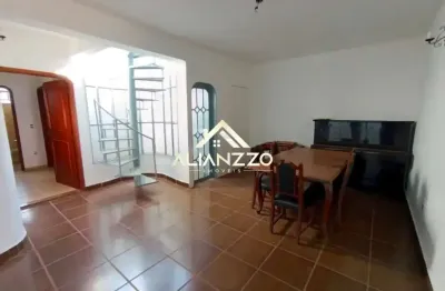 Casa Residencial Mista no Bairro Alto da Boa Vista em Ribeirão Preto/SP. Alianzzo Imóveis.