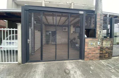 Casa com 2 quartos à venda no Espinheiros, Joinville 