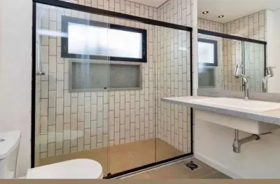 Prédio c/ 5 andares e 02 por andar, não possui portaria, sem elevador, sem lazer