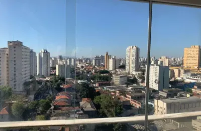 Cobertura com longo terraço , totalmente reformado, muito ensolarado, vista panoramica