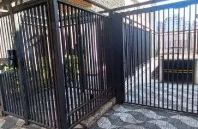 Localização privilegiada proximo ao metro santa cruz - mobiliado 3º de empregada ou opçional