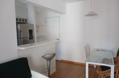 Apartamento alto com vista privilegiada. completamente reformado.