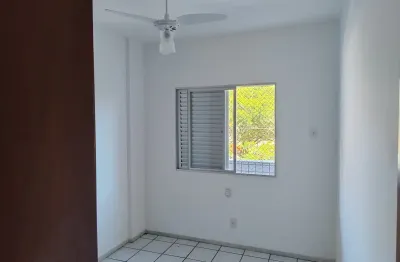 Apartamento de 3 Quartos (1 Suíte) com Varanda na Passagem – Cabo Frio