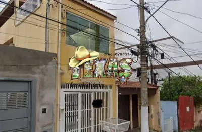 Prédio com 8 kitnets à venda metro guilhermina oportunidade renda