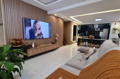 Belíssima residência de 3 dorm com 1 suíte e área gourmet totalmente planejada no Condomínio dos Passaros em Santana de Parnaíba