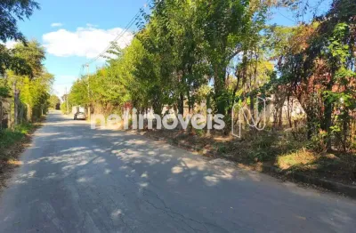 Terreno à venda no Quintas do Godoy, Betim 