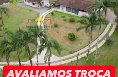 Casas  com amplo espaço de terreno bairro nova brasília com linda vista para serra!