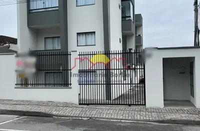 Apartamento térreo semi mobiliado excelente localização no boehmerwald