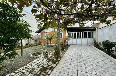 Casa com 3 quartos à venda na Rua Maria de Lourdes Couto Cabral, 48, Gravata, Navegantes