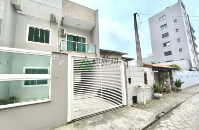 Casa com 4 quartos à venda na Rua Nicolau Kleis, 42, Centro, Navegantes