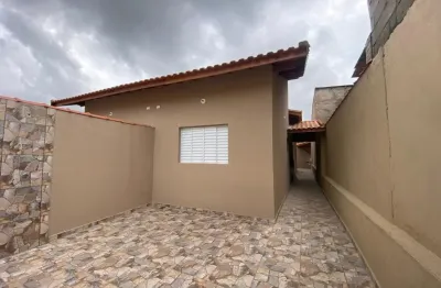 Venha ter a sua casa apenas 700 nmetros de uma das praias mais lindas de itanhaém