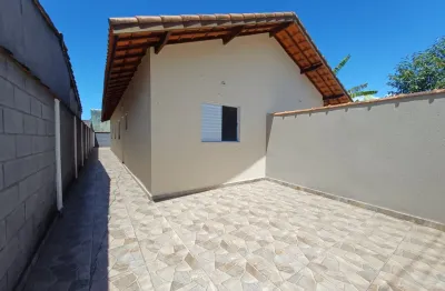 Oportunidade unica casa na praia em exelente localização na praia de itanhaém litorald e sp