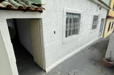 Casa com 1 quarto para alugar na Rua Manoel de Castro Lessa, 105, Eldorado, Juiz de Fora