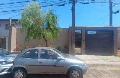 Casa com 3 dormitórios à venda, 152 m² por R$ 950.000,00 - Petrópolis - Londrina/PR