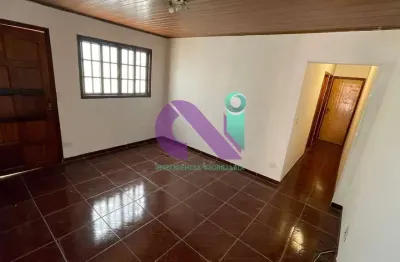 Casa com 3 quartos para alugar no Bussocaba, Osasco 