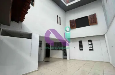 Casa com 4 quartos para alugar no Cipava, Osasco 