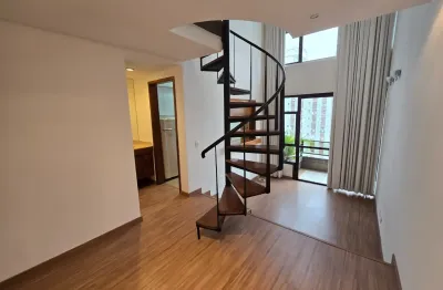 Dúplex elegante no Jardim Paulista - Pé-direito e Luz Natural SP