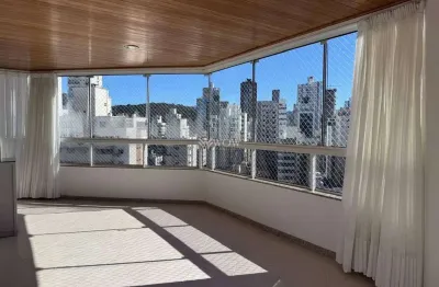 Apartamento à venda, com 3 quartos no coliseum no centro em balneário camboriú