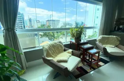 Apartamento à venda na praia dos amores com 2 quartos no porto madeiro, balneário camboriú