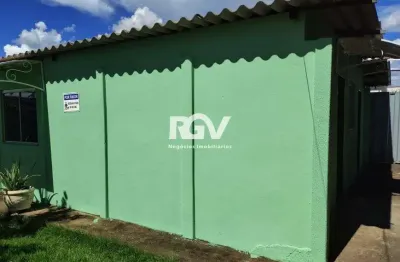Casa com 3 quartos para alugar no osvaldo rezende, uberlândia  por r$ 1.100