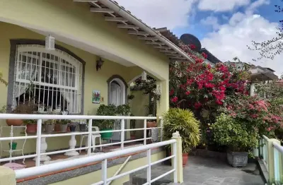 Casa com 3 quartos à venda na rua auvernia, tauá, rio de janeiro, 208 m2 por r$ 900.000