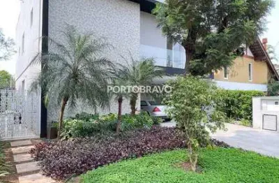 Casa à venda Alphaville A/C 272m² MOBILIADO 4 suítes Recém Reformado