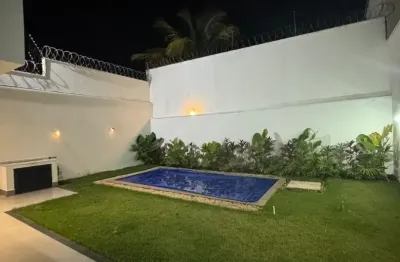 Casa com 3 quartos à venda na Cidade Jardim, Uberlândia 