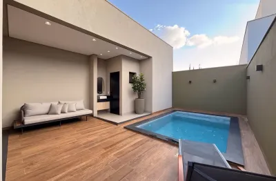 Belíssima casa a venda mobiliada no condomínio splendido uberlândia