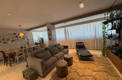 Belíssimo Apartamento á venda 3 quartos 2 suites bairro Santa Maria Uberlândia