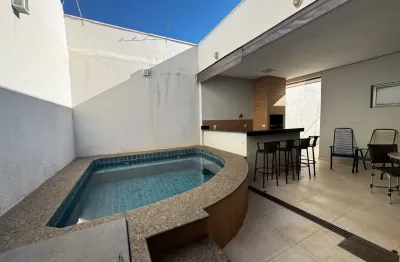 Casa com 3/4 sendo 1 suíte - escritório - churrasqueira e piscina