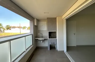 Apartamento à venda no bairro Morada da Colina em Uberlândia com 3 suítes