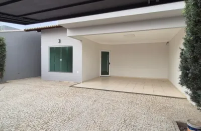 Belíssima casa térrea com 4 suites no bairro jardim karaiba em uberlândia