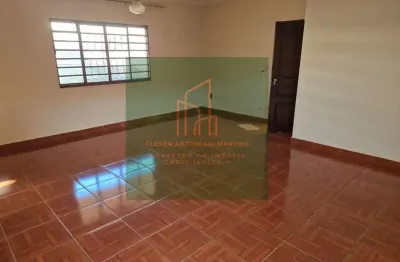 Casa para Venda em Araras, Jardim Abolição de Lourenço Dias, 3 dormitórios, 1 suíte, 2 banheiros, 4 vagas